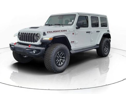 Used 2026 Jeep Wrangler Unlimited Rubicon AWD/4WD image 2