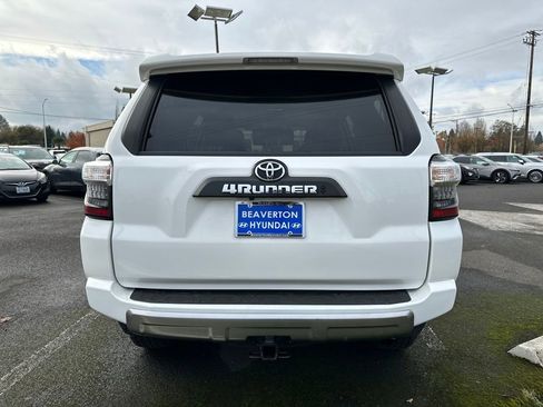 Used 2023 Toyota 4Runner TRD Off-Road Premium AWD/4WD image 5