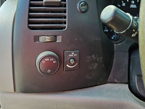 Used 2012 Chevrolet Silverado 1500 W/T RWD image 14
