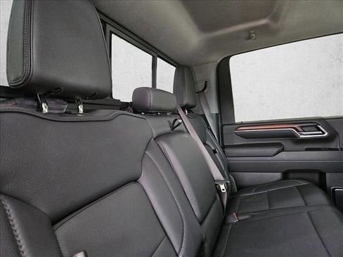 Used 2024 GMC Sierra 2500 Denali w/ Denali Reserve Package AWD/4WD image 24