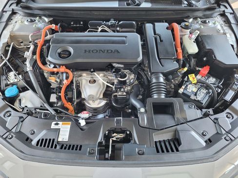 Used 2025 Honda Accord Sport image 36