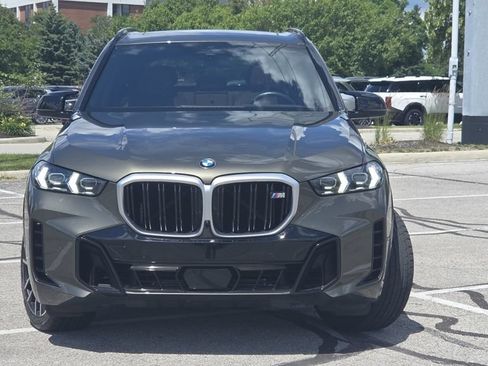 Used 2025 BMW X5 M60i AWD/4WD image 3