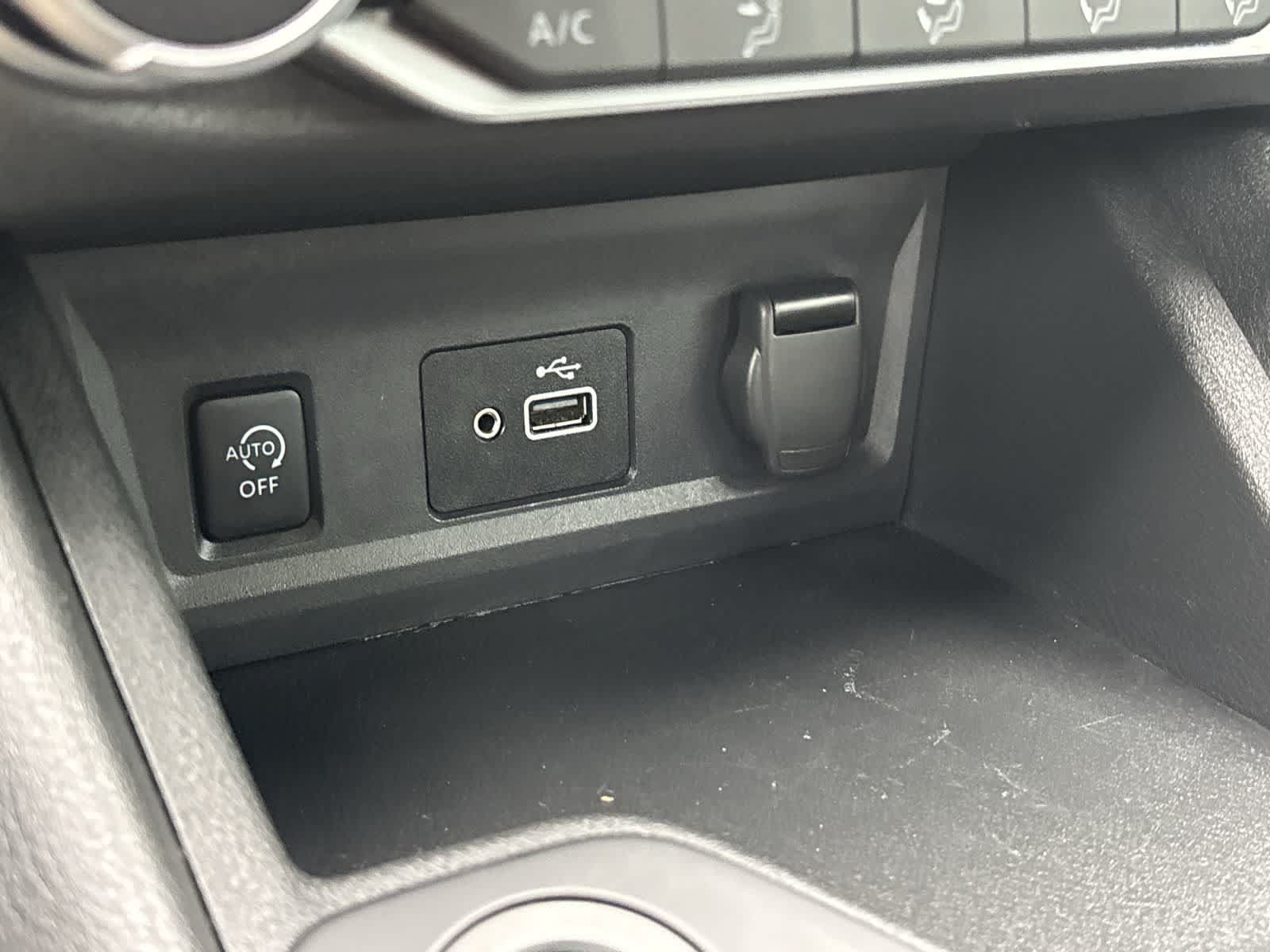 Used 2025 Nissan Sentra S FWD image 26