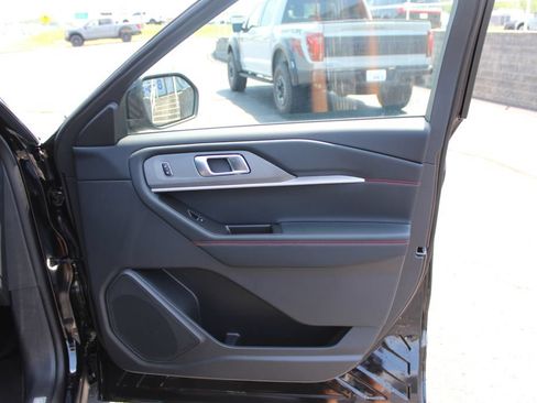 New 2026 Ford Explorer ST-Line w/ ST-Line Street Pack AWD/4WD image 13