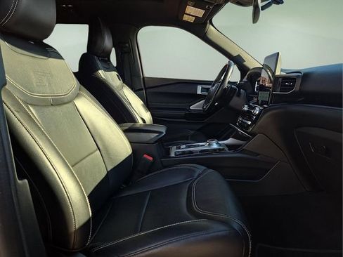 Used 2021 Ford Explorer ST w/ Equipment Group 401A image 13