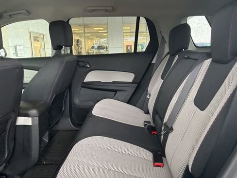 Used 2017 GMC Terrain SLE FWD image 9