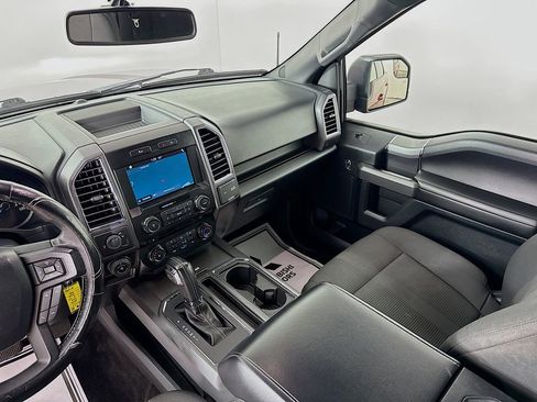 Used 2016 Ford F150 XLT w/ Equipment Group 302A Luxury image 25