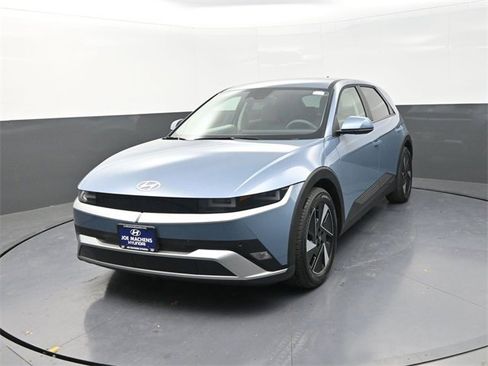 New 2026 Hyundai Ioniq 5 SEL image 4