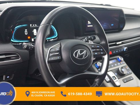 Used 2023 Hyundai Palisade SEL image 21