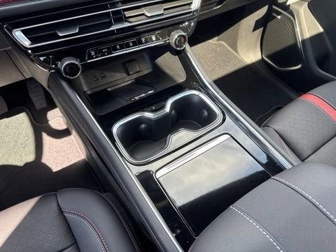 New 2026 Chevrolet Traverse RS AWD/4WD image 28
