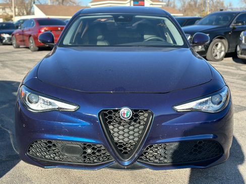 Used 2017 Alfa Romeo Giulia Ti w/ TI 19" Sport Package image 3