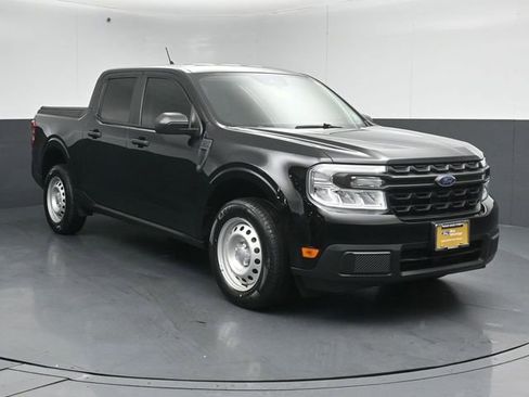 Certified 2022 Ford Maverick XL FWD image 1