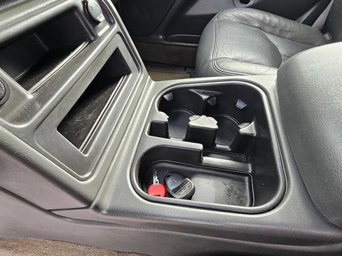 Used 2004 Chevrolet Silverado 2500 LT w/ Skid Plate Package image 29