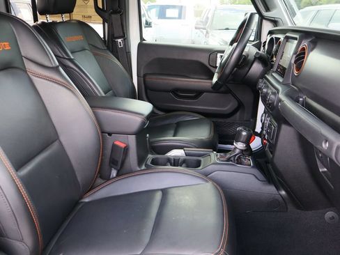 Used 2020 Jeep Gladiator Mojave AWD/4WD image 26