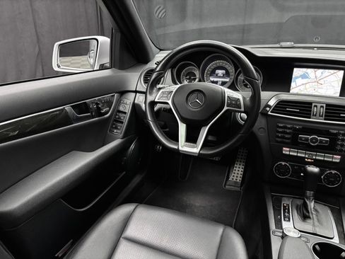 Used 2013 Mercedes-Benz C 300 Sport image 36