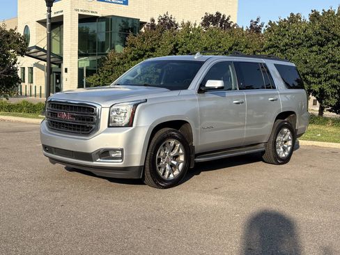 Used 2016 GMC Yukon SLT w/ Open Road Package AWD/4WD image 1