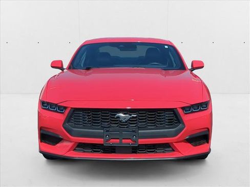 Used 2024 Ford Mustang Premium image 2