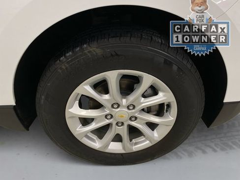 Used 2018 Chevrolet Equinox LS AWD/4WD image 16