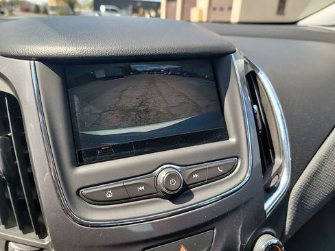 Used 2019 Chevrolet Cruze LS FWD image 20