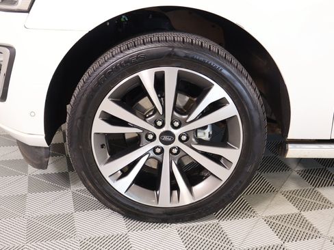 Used 2021 Ford Expedition Platinum AWD/4WD image 19