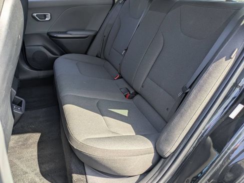 Used 2025 Kia K4 FWD image 26