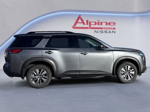 New 2025 Nissan Pathfinder SV w/ Cargo Package image 6