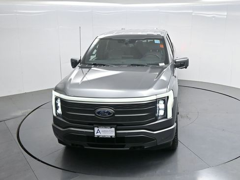 Used 2022 Ford F150 Lightning Lariat AWD/4WD image 46