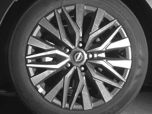 Used 2025 Nissan Altima 2.5 SV FWD image 12