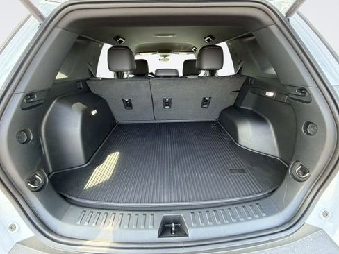 New 2026 Chevrolet Equinox ACTIV w/ Convenience Package III AWD/4WD image 13