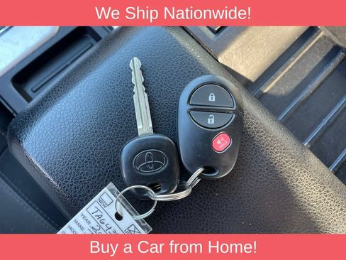 Used 2016 Toyota Tundra SR5 w/ SR5 Upgrade Package AWD/4WD image 27