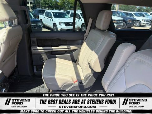 Used 2021 Ford Expedition Limited AWD/4WD image 37