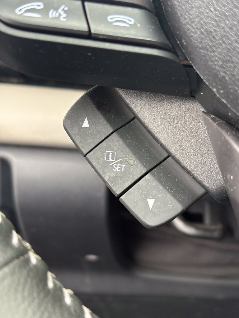 Used 2023 Subaru Forester Limited AWD/4WD image 22