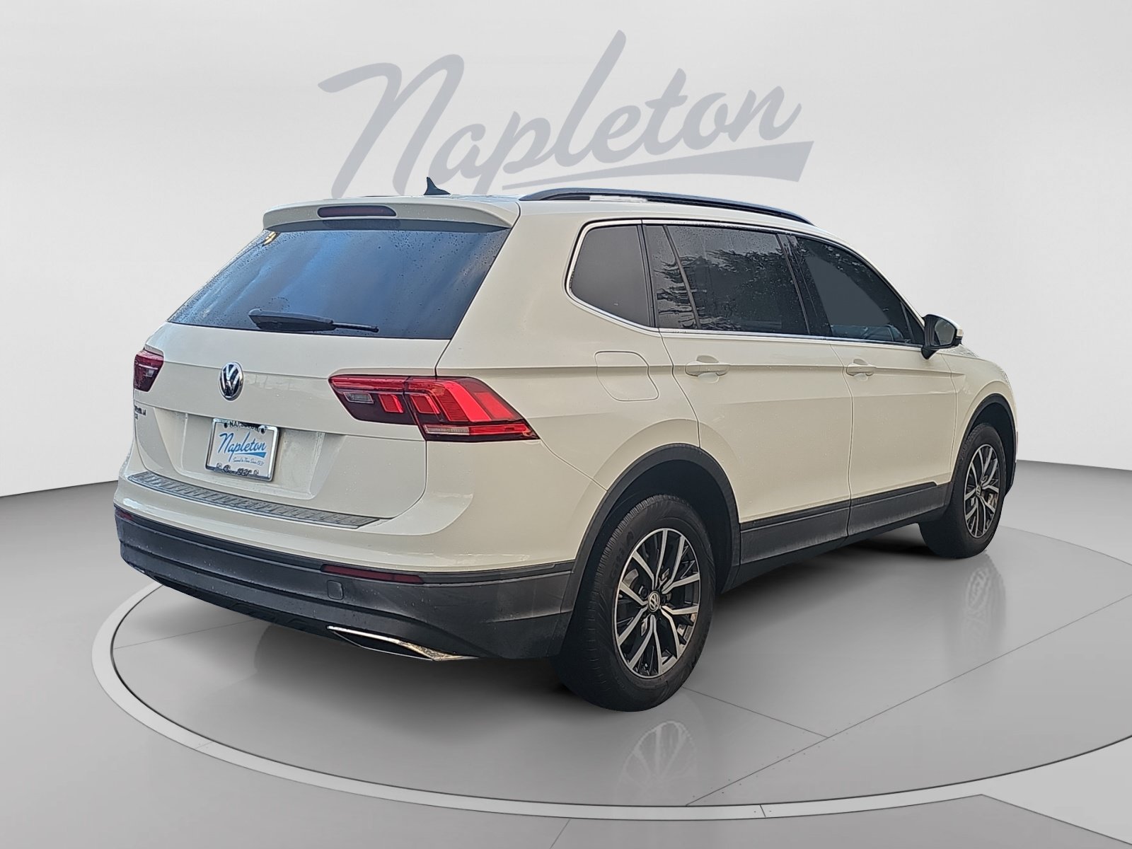 Used 2019 Volkswagen Tiguan SE w/ Panoramic Sunroof Package FWD image 6