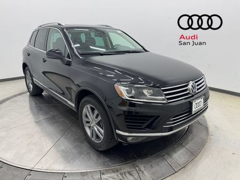 Used 2015 Volkswagen Touareg VR6 AWD/4WD image 1