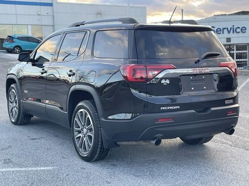 Certified 2017 GMC Acadia SLT image 16