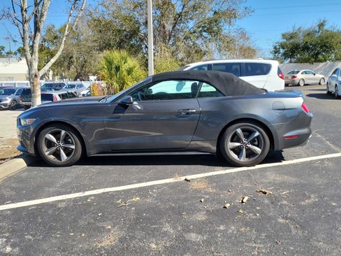 Used 2016 Ford Mustang Convertible w/ Equipment Group 051A image 6