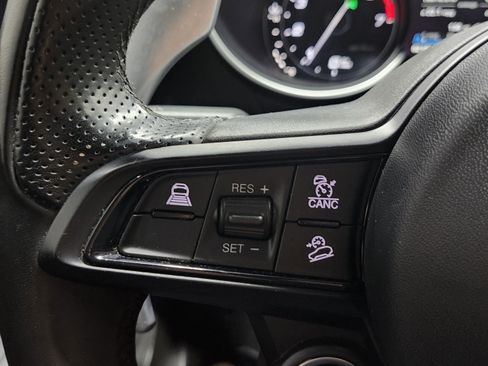 Used 2022 Alfa Romeo Stelvio Sprint image 34