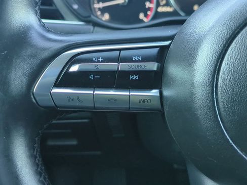 New 2026 MAZDA MAZDA3 Hatchback w/Premium Plus Pkg image 23