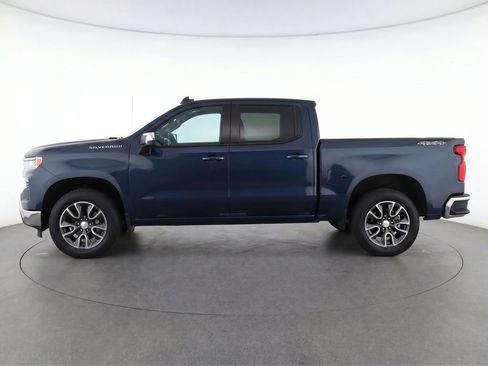 Used 2023 Chevrolet Silverado 1500 LT w/ Protection Package AWD/4WD image 6