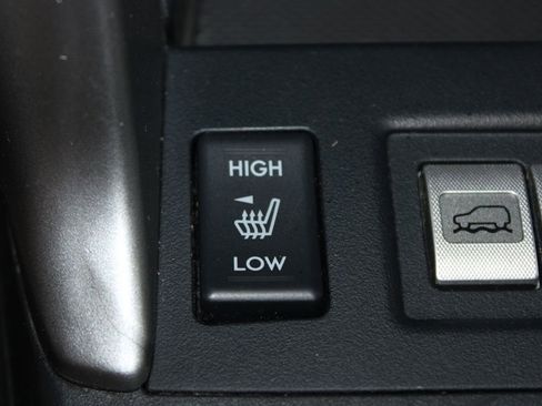 Used 2016 Subaru Forester 2.5i Touring w/ Eyesight & Navigation System AWD/4WD image 40