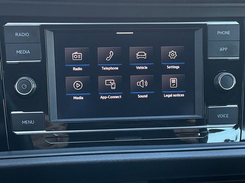 Used 2024 Volkswagen Jetta S image 29