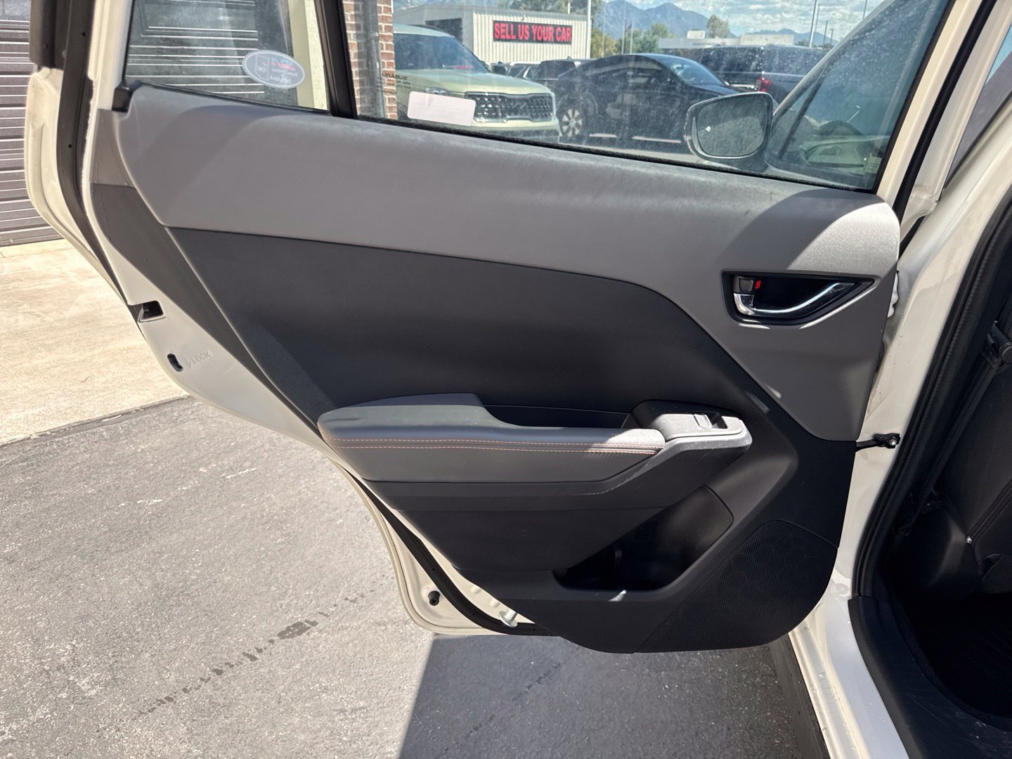 Used 2024 Subaru Crosstrek 2.5i Limited w/ Crosstrek Mirror Package AWD/4WD image 16