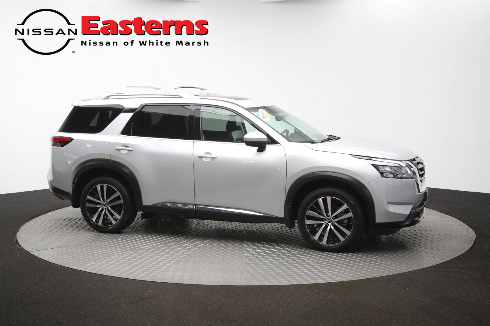 Used 2023 Nissan Pathfinder Platinum AWD/4WD image 45