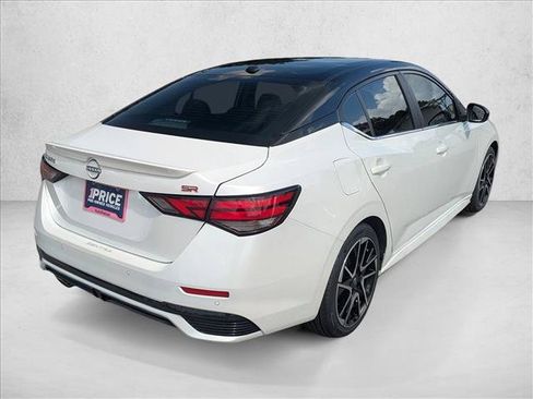 Used 2024 Nissan Sentra SR FWD image 5
