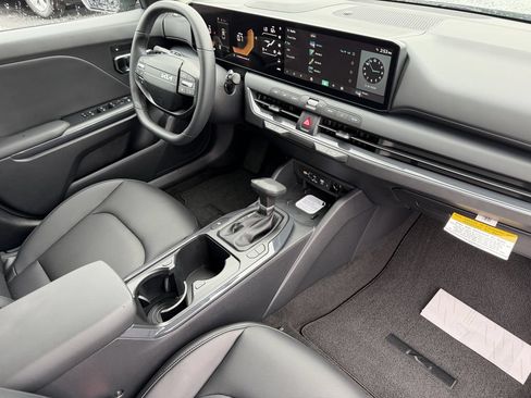 New 2026 Kia K4 EX FWD image 14