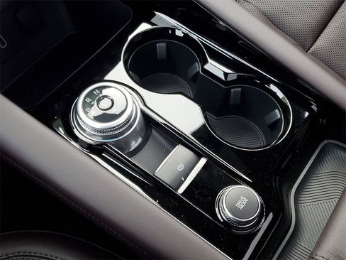 New 2026 Ford Explorer Platinum w/ LUX Leather Package image 19