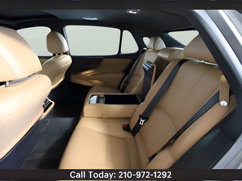 Used 2022 Lexus LS 500 RWD image 17
