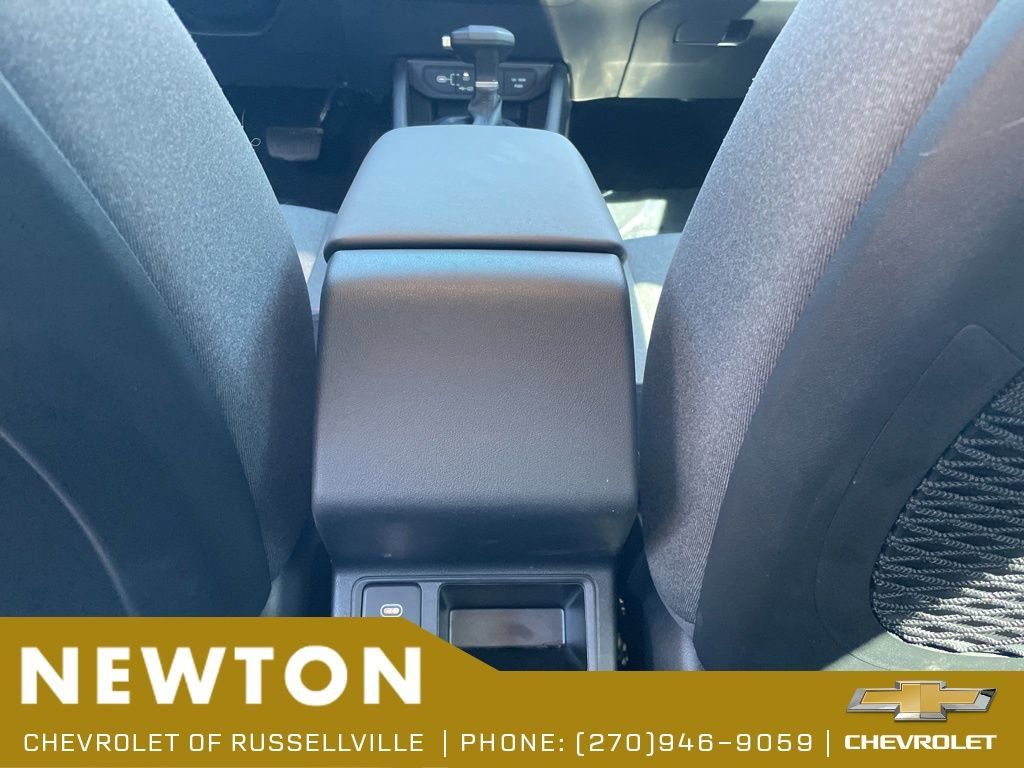 Used 2025 Kia K4 EX FWD image 35