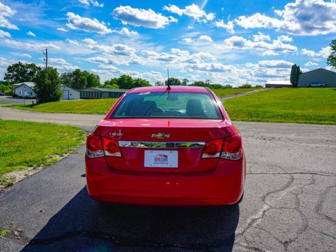 Used 2014 Chevrolet Cruze LS FWD image 4