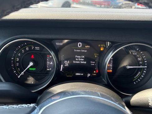 Used 2023 Jeep Wrangler Unlimited Sahara w/ Cold Weather Group AWD/4WD image 18